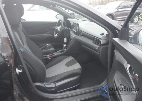 2019 Hyundai Veloster 2.0 from USA, damaged, VIN KMHTG6AF5KU003014